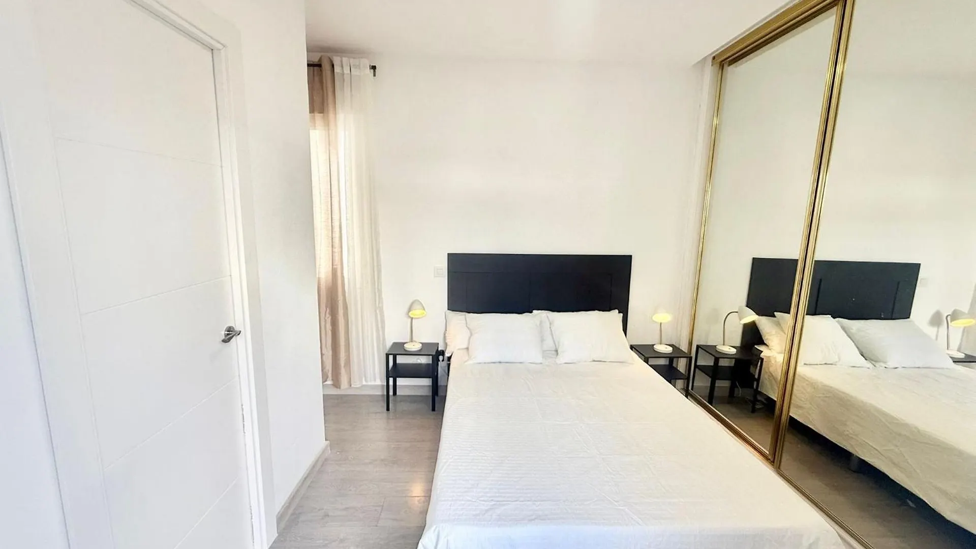 Amch Hospedaje Metro Avenida De America 11 Madrid Apartment
